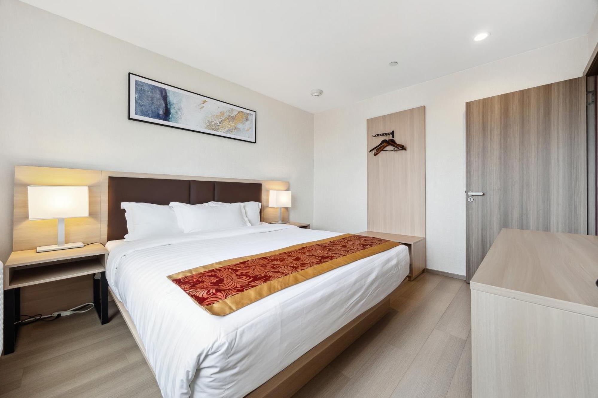 6 Business Hotels in Flushing That Actually Deliver